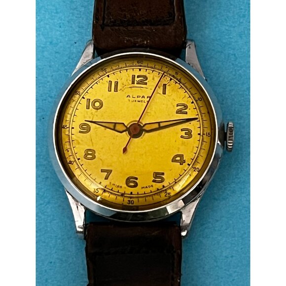 1950's vintage Alpar calendar Swiss made wristwatch pointer date Louvic watch - Picture 1 of 9